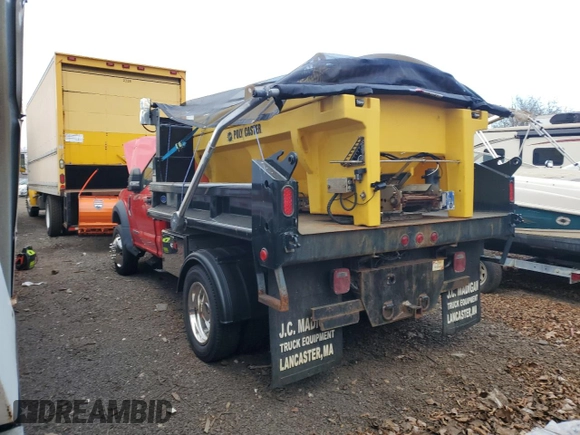 2021 Ford F-550 XL z VIN 1FDUF5HT5MDA10111, wystawiony jako Copart lot #87877275 z przebiegiem 36 100 mil mil oraz Szkody całkowita. Historia ofert i sprzedaży dostępna na DreamBid. Obrazek 2.