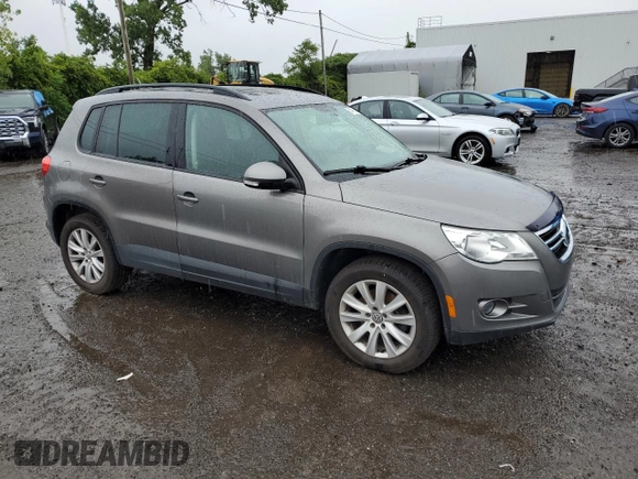 2011 Volkswagen Tiguan with VIN WVGCV7AX4BW527389, listed as a Copart auction lot 67476614 with 159,912 mi miles and Non repairable. Bid and sale history available at DreamBid. Image 4.