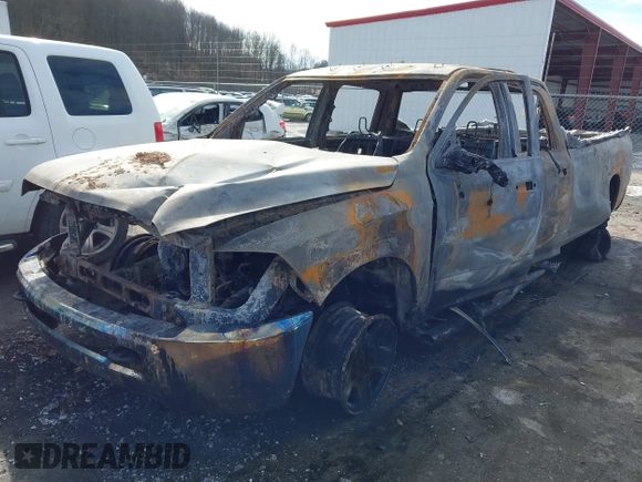 2017 Ram 2500 Tradesman with VIN 3C6UR5HJ8HG538817, listed as a IAAI auction lot 41492975 with 128,000 mi miles and . Bid and sale history available at DreamBid. Image 2.