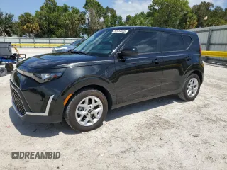 2024 Kia Soul LX with VIN KNDJ23AU0R7911774, listed as a Copart auction lot 52014835 with 28,246 mi miles and Salvage Title. Bid and sale history available at carsss.com. Image 1.