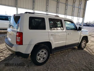2015 Jeep Patriot Sport with VIN 1C4NJPBA4FD209051, listed as a Copart auction lot 84443874 with 131,962 mi miles and Salvage Title. Bid and sale history available at carsss.com. Image 3.
