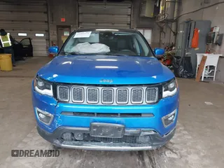 2018 Jeep Compass Limited z VIN 3C4NJCCB2JT489622, wystawiony jako IAAI lot #41567571 z przebiegiem 67 884 mil mil oraz . Historia ofert i sprzedaży dostępna na DreamBid. Obrazek 11.