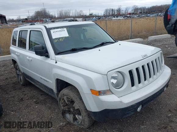 2016 Jeep Patriot High Altitude Edition with VIN 1C4NJRFB9GD808902, listed as a IAAI auction lot 41919059 with 123,265 mi miles. Bid and sale history available at carsss.com. Image 1.