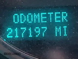 2014 Chevrolet Tahoe LS z VIN 1GNSKAE04ER122811, wystawiony jako IAAI lot #40936688 z przebiegiem 217 197 mil mil oraz . Historia ofert i sprzedaży dostępna na DreamBid. Obrazek 16.