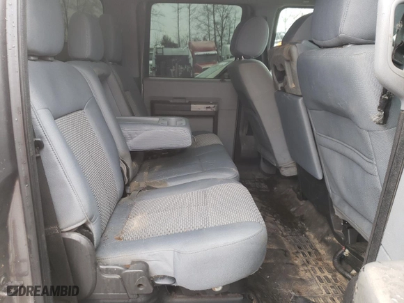 2014 Ford Super Duty F-350 SRW XL with VIN 1FT7W3BTXEEB29105, listed as a Copart auction lot 43242085 with 174,501 mi miles and Clean Title. Bid and sale history available at carsss.com. Image 10.