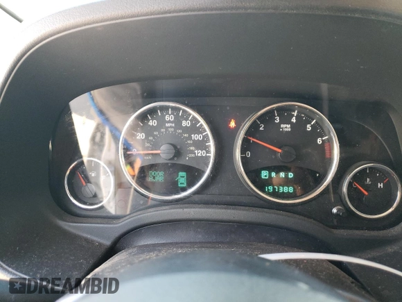 2012 Jeep Patriot Limited z VIN 1C4NJPCB8CD618432, wystawiony jako Copart lot #82235624 z przebiegiem 197 388 mil mil oraz Nie do naprawy • Non repairable. Historia ofert i sprzedaży dostępna na DreamBid. Obrazek 9.