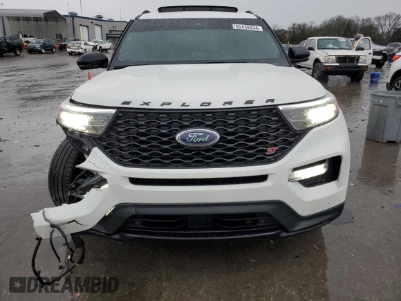 2024 Ford Explorer ST with VIN 1FM5K8GC2RGA44628, listed as a Copart auction lot 85439334 with 7,889 mi miles and Salvage Title. Bid and sale history available at carsss.com. Image 5.