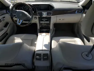 2014 Mercedes-Benz E 350 Luxury with VIN WDDHF8JB0EA922470, listed as a Copart auction lot 54734155 with 137,999 mi miles and Salvage Title. Bid and sale history available at DreamBid. Image 8.