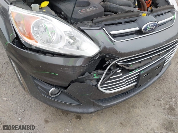2015 Ford C-Max Energi SEL with VIN 1FADP5CU7FL121209, listed as a IAAI auction lot 41621034 with 145,648 mi miles. Bid and sale history available at carsss.com. Image 6.