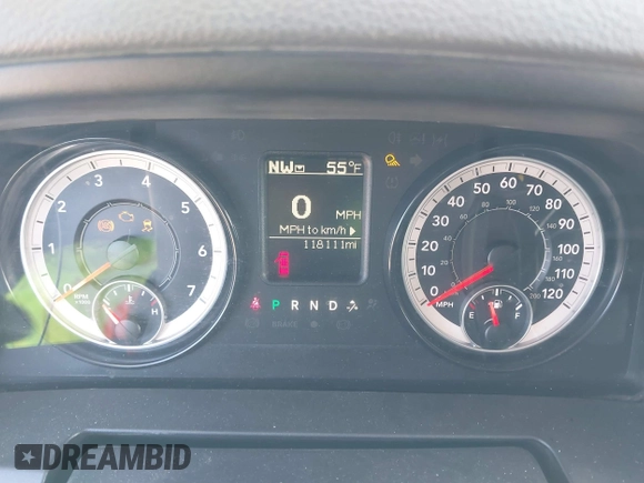 2018 Ram 2500 Tradesman with VIN 3C6UR5CJ1JG336382, listed as a IAAI auction lot 39077896 with 118,111 mi miles and . Bid and sale history available at DreamBid. Image 7.