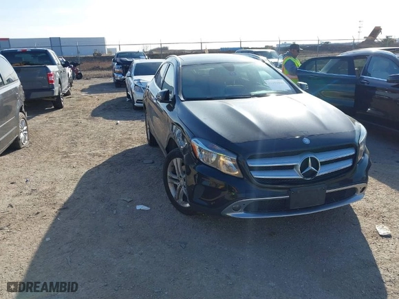 2016 Mercedes-Benz GLA with VIN WDCTG4GB5GJ197978, listed as a IAAI auction lot 41194006 with 178,671 mi miles. Bid and sale history available at carsss.com. Image 1.