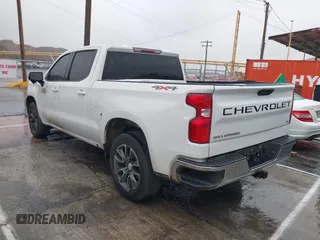 2023 Chevrolet Silverado 1500 LT with VIN 3GCPDKEK1PG255495, listed as a IAAI auction lot 41547519 with 1 mi miles. Bid and sale history available at carsss.com. Image 3.