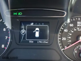 2016 Kia Sorento LX with VIN 5XYPG4A56GG140800, listed as a IAAI auction lot 41828064 with 174,113 mi miles. Bid and sale history available at carsss.com. Image 15.