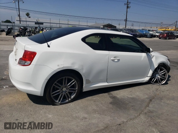 2013 Scion tC z VIN JTKJF5C77D3063067, wystawiony jako Copart lot #54264625 z przebiegiem 74 351 mil mil oraz Szkoda całkowita • Salvage title. Historia ofert i sprzedaży dostępna na DreamBid. Obrazek 3.