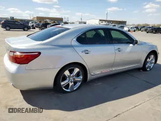 2011 Lexus LS 460 z VIN JTHBL5EF2B5102883, wystawiony jako Copart lot #49342705 z przebiegiem 94 082 mil mil oraz Czysty tytuł • Clean title. Historia ofert i sprzedaży dostępna na DreamBid. Obrazek 3.