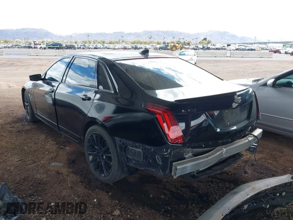 2017 Cadillac CT6 Luxury RWD z VIN 1G6KC5RXXHU127195, wystawiony jako IAAI lot #41782547 z przebiegiem 90 125 mil mil oraz . Historia ofert i sprzedaży dostępna na DreamBid. Obrazek 3.