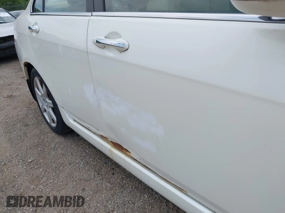 2004 Acura TSX with VIN JH4CL96814C017088, listed as a IAAI auction lot 42753492 with 114,486 mi miles and . Bid and sale history available at DreamBid. Image 6.
