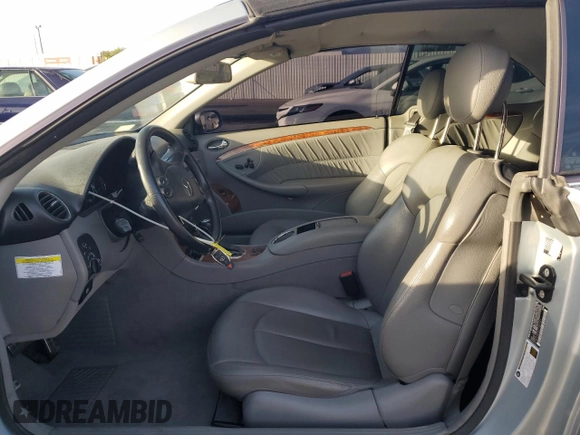 2007 Mercedes-Benz CLK 350 с VIN WDBTK56F57T081021, выставлен на аукционе Copart как лот 47818595 с пробегом 68 008 миль миль и Списание • Salvage title. История ставок и продаж доступна на DreamBid. Изображение 7.