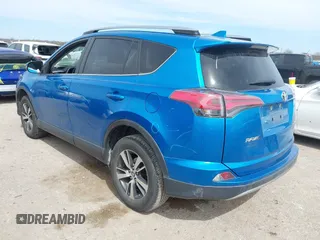 2018 Toyota RAV4 XLE with VIN JTMWFREV2JJ752568, listed as a IAAI auction lot 41795891 with 37,886 mi miles. Bid and sale history available at carsss.com. Image 3.