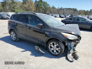 2013 Ford Escape SE with VIN 1FMCU0GX0DUB76108, listed as a Copart auction lot 50599605 with 127,383 mi miles and Salvage Title. Bid and sale history available at carsss.com. Image 4.