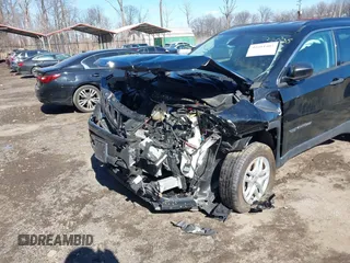 2021 Jeep Compass Freedom with VIN 3C4NJDAB0MT556781, listed as a IAAI auction lot 41601405 with 42,783 mi miles and . Bid and sale history available at carsss.com. Image 6.