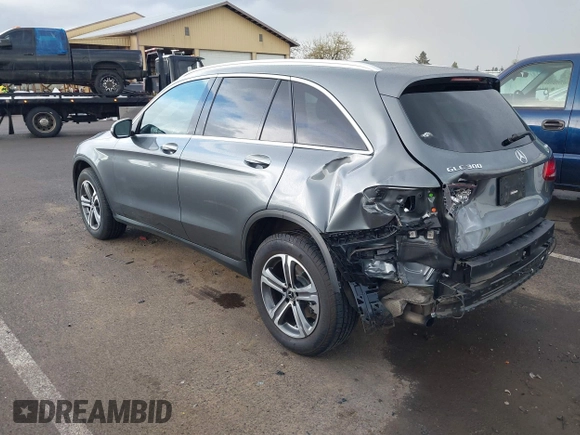 2019 Mercedes-Benz GLC with VIN WDC0G4KB5KF617793, listed as a IAAI auction lot 41916787 with 34,821 mi miles. Bid and sale history available at carsss.com. Image 3.