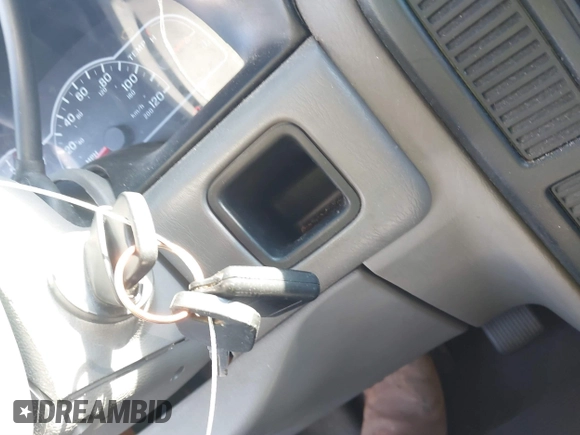 2000 Ford Windstar LX with VIN 2FMZA514XYBA31054, listed as a IAAI auction lot 41407293 with Not provided miles and . Bid and sale history available at DreamBid. Image 11.