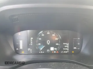 2019 Volvo XC60 Momentum с VIN LYV102RK7KB206121, выставлен на аукционе Copart как лот 44183655 с пробегом 33 332 миль миль и Списание • Salvage title. История ставок и продаж доступна на DreamBid. Изображение 9.