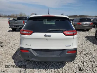 2014 Jeep Cherokee Altitude with VIN 1C4PJMCB5EW282205, listed as a Copart auction lot 53421125 with 185,915 mi miles and Clean Title. Bid and sale history available at carsss.com. Image 6.