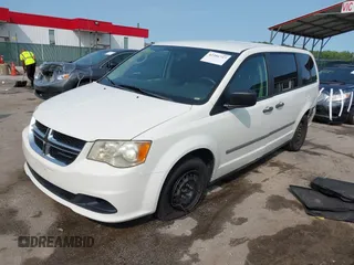 2011 Dodge Grand Caravan z VIN 2D4JN1AG3BR789019, wystawiony jako IAAI lot #42391737 z przebiegiem 128 136 mil mil oraz . Historia ofert i sprzedaży dostępna na DreamBid. Obrazek 17.