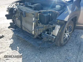 2018 Toyota Highlander SE with VIN 5TDJZRFH1JS895847, listed as a IAAI auction lot 42667973 with 93,876 mi miles and . Bid and sale history available at DreamBid. Image 19.
