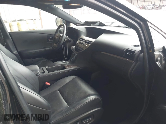 2013 Lexus RX 350 с VIN 2T2BK1BA1DC176125, выставлен на аукционе IAAI как лот 42159132 с пробегом 101 901 миль миль и . История ставок и продаж доступна на DreamBid. Изображение 5.