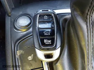 2021 Hyundai Kona SEL with VIN KM8K22AA9MU736208, listed as a IAAI auction lot 41452138 with 64,339 mi miles. Bid and sale history available at carsss.com. Image 11.