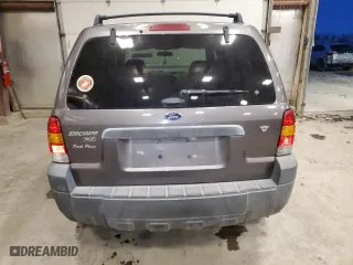 2005 Ford Escape XLT with VIN 1FMYU93135KB23475, listed as a Copart auction lot 44240295 with 210,732 mi miles and Clean Title. Bid and sale history available at carsss.com. Image 6.