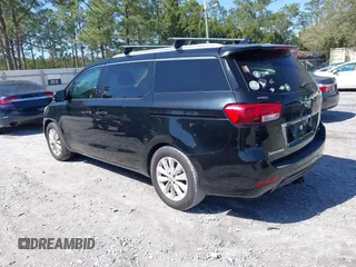 2017 Kia Sedona EX with VIN KNDMC5C13H6263232, listed as a IAAI auction lot 41733170 with 102,026 mi miles. Bid and sale history available at carsss.com. Image 3.