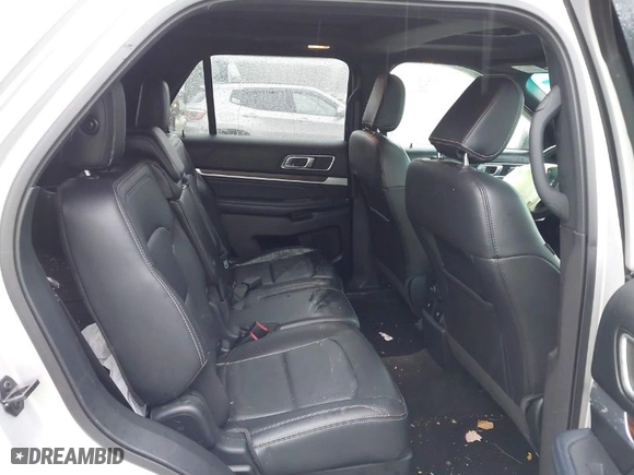 2018 Ford Explorer Limited with VIN 1FM5K8F8XJGA26363, listed as a IAAI auction lot 41063561 with NaN miles. Bid and sale history available at carsss.com. Image 8.