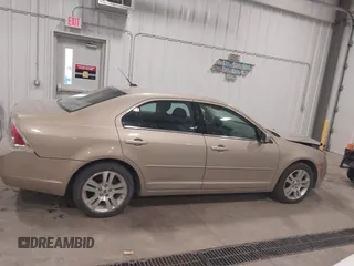 2007 Ford Fusion SEL with VIN 3FAHP02187R185614, listed as a IAAI auction lot 42027597 with 165,466 mi miles. Bid and sale history available at carsss.com. Image 13.