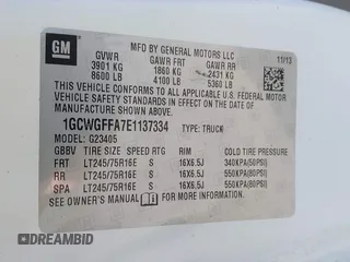 2014 Chevrolet Express Cargo z VIN 1GCWGFFA7E1137334, wystawiony jako IAAI lot #42315556 z przebiegiem 214 615 mil mil oraz . Historia ofert i sprzedaży dostępna na DreamBid. Obrazek 9.