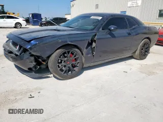 2012 Dodge Challenger R/T Classic z VIN 2C3CDYBT3CH152110, wystawiony jako Copart lot #50569455 z przebiegiem 126 862 mil mil oraz Szkoda całkowita • Salvage title. Historia ofert i sprzedaży dostępna na DreamBid. Obrazek 1.