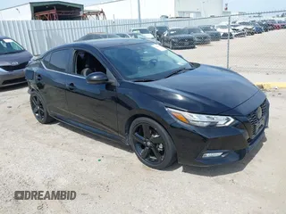 2022 Nissan Sentra SR z VIN 3N1AB8DV7NY284164, wystawiony jako IAAI lot #42242257 z przebiegiem 26 650 mil mil oraz . Historia ofert i sprzedaży dostępna na DreamBid. Obrazek 1.