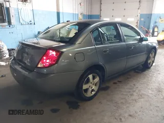 2007 Saturn ION ION 3 z VIN 1G8AL55FX7Z122256, wystawiony jako IAAI lot #42291691 z przebiegiem 109 280 mil mil oraz . Historia ofert i sprzedaży dostępna na DreamBid. Obrazek 4.
