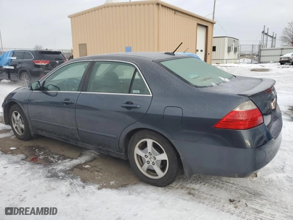 2007 Honda Accord Hybrid with VIN JHMCN36437C001984, listed as a Copart auction lot 87961815 with 206,978 mi miles and Salvage Title. Bid and sale history available at carsss.com. Image 2.