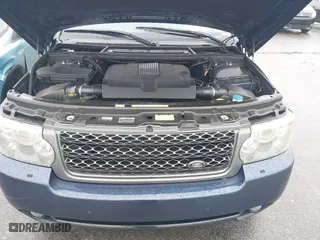 2011 Land Rover Range Rover HSE with VIN SALME1D42BA335109, listed as a IAAI auction lot 41494989 with 102,676 mi miles. Bid and sale history available at carsss.com. Image 10.