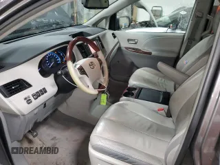 2011 Toyota Sienna XLE with VIN 5TDDK3DC3BS014640, listed as a Copart auction lot 52092045 with 190,090 mi miles and Salvage Title. Bid and sale history available at DreamBid. Image 7.