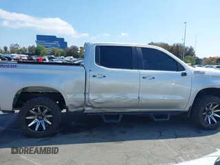 2019 Chevrolet Silverado 1500 LT Trail Boss with VIN 3GCPYFED9KG117659, listed as a IAAI auction lot 42128402 with 61,759 mi miles and . Bid and sale history available at DreamBid. Image 14.