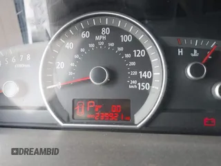2009 Kia Borrego LX with VIN KNDJJ741095039023, listed as a IAAI auction lot 41696562 with 239,921 mi miles. Bid and sale history available at carsss.com. Image 7.