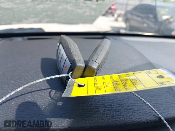 2022 Mitsubishi Outlander SEL z VIN JA4J4VA87NZ082333, wystawiony jako IAAI lot #42096610 z przebiegiem 31 813 mil mil oraz . Historia ofert i sprzedaży dostępna na DreamBid. Obrazek 11.