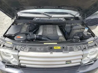 2005 Land Rover Range Rover HSE with VIN SALME11435A188453, listed as a Copart auction lot 59222005 with 198,400 mi miles and Salvage title. Bid and sale history available at DreamBid. Image 12.