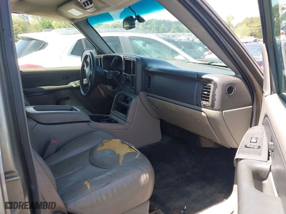 2003 GMC Yukon SLT with VIN 1GKEC13Z23R141573, listed as a IAAI auction lot 41872751 with 1 mi miles. Bid and sale history available at carsss.com. Image 5.