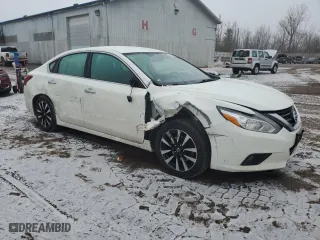 2018 Nissan Altima 2.5 SV with VIN 1N4AL3AP3JC158055, listed as a Copart auction lot 43686185 with 133,469 mi miles and Clean Title. Bid and sale history available at carsss.com. Image 4.